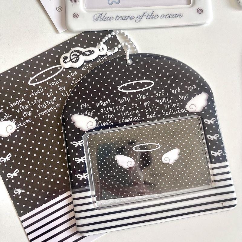 Horizontal Black White Piano Melody Heart Kpop Keychain Photocard Holder - ArtGalleryZen