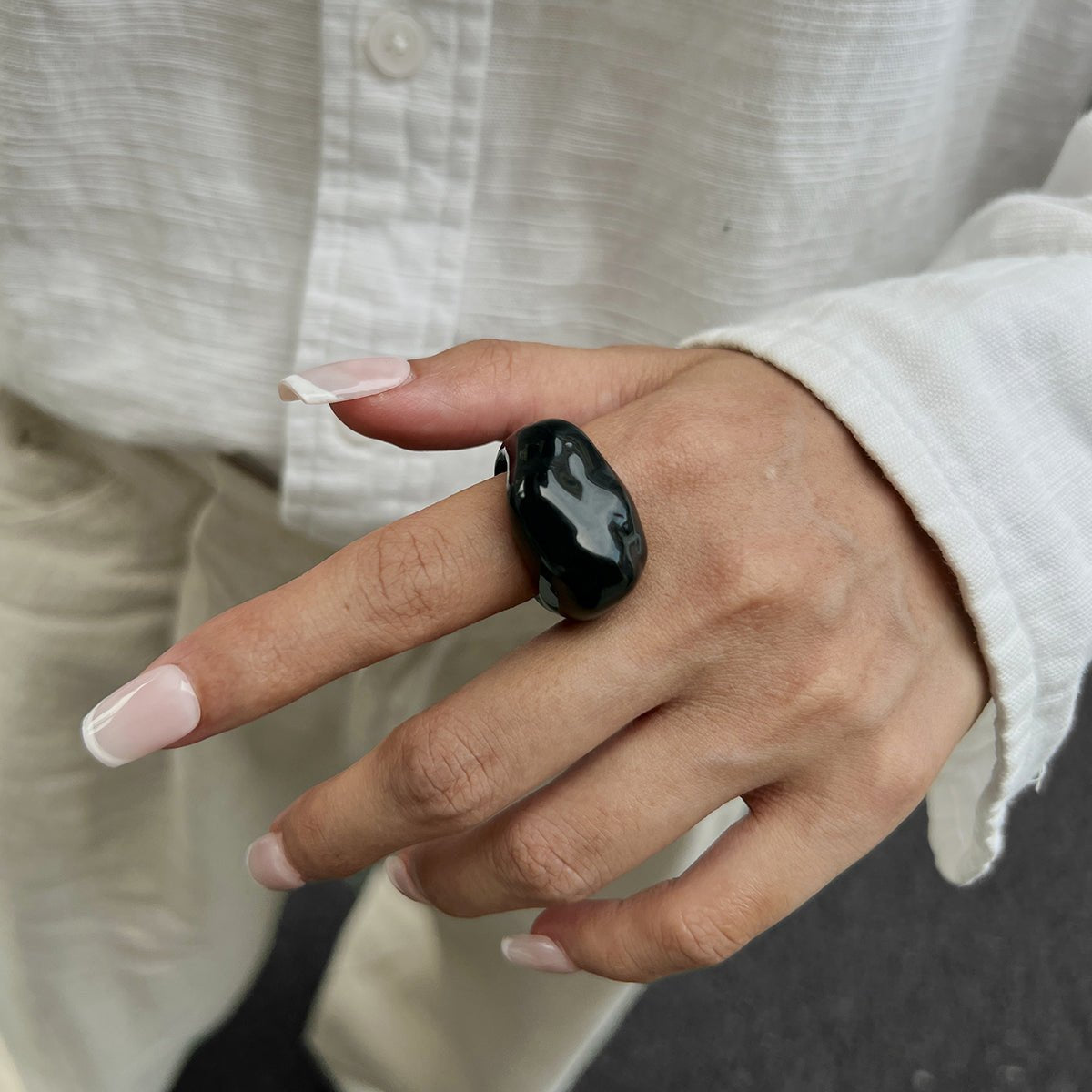Irregular Chunky Black And White Resin Ring - ArtGalleryZen