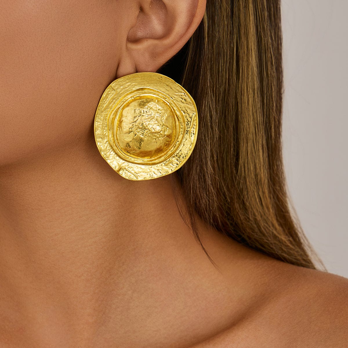 Irregular Chunky Round Disk Stud Earrings - ArtGalleryZen