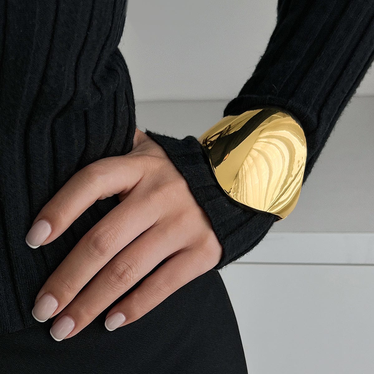 Irregular Oversized Glossy Wide Cuff Bangle Bracelet