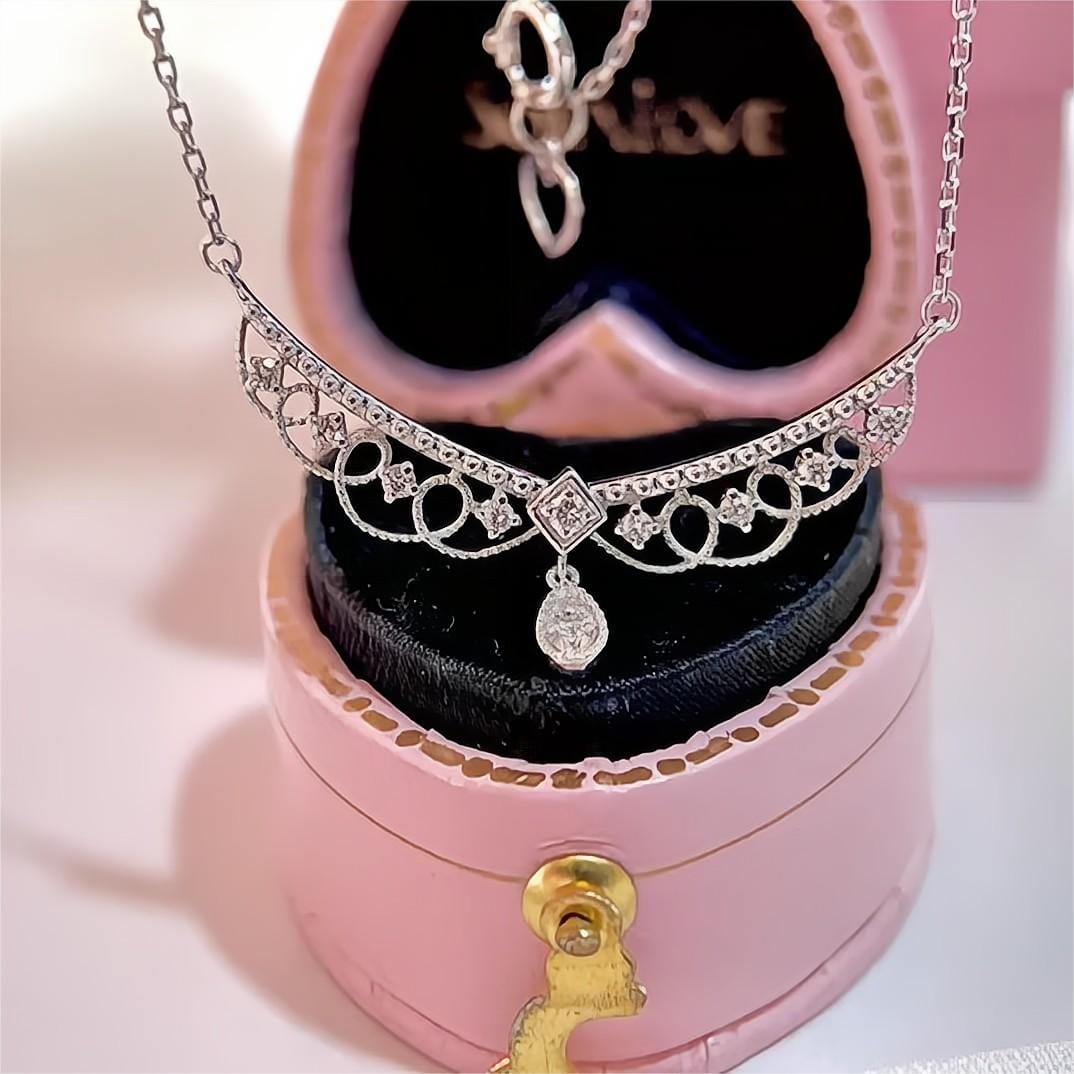 Lace Hollowed-out Pattern Cubic Zirconia Inlaid Chain Necklace - ArtGalleryZen