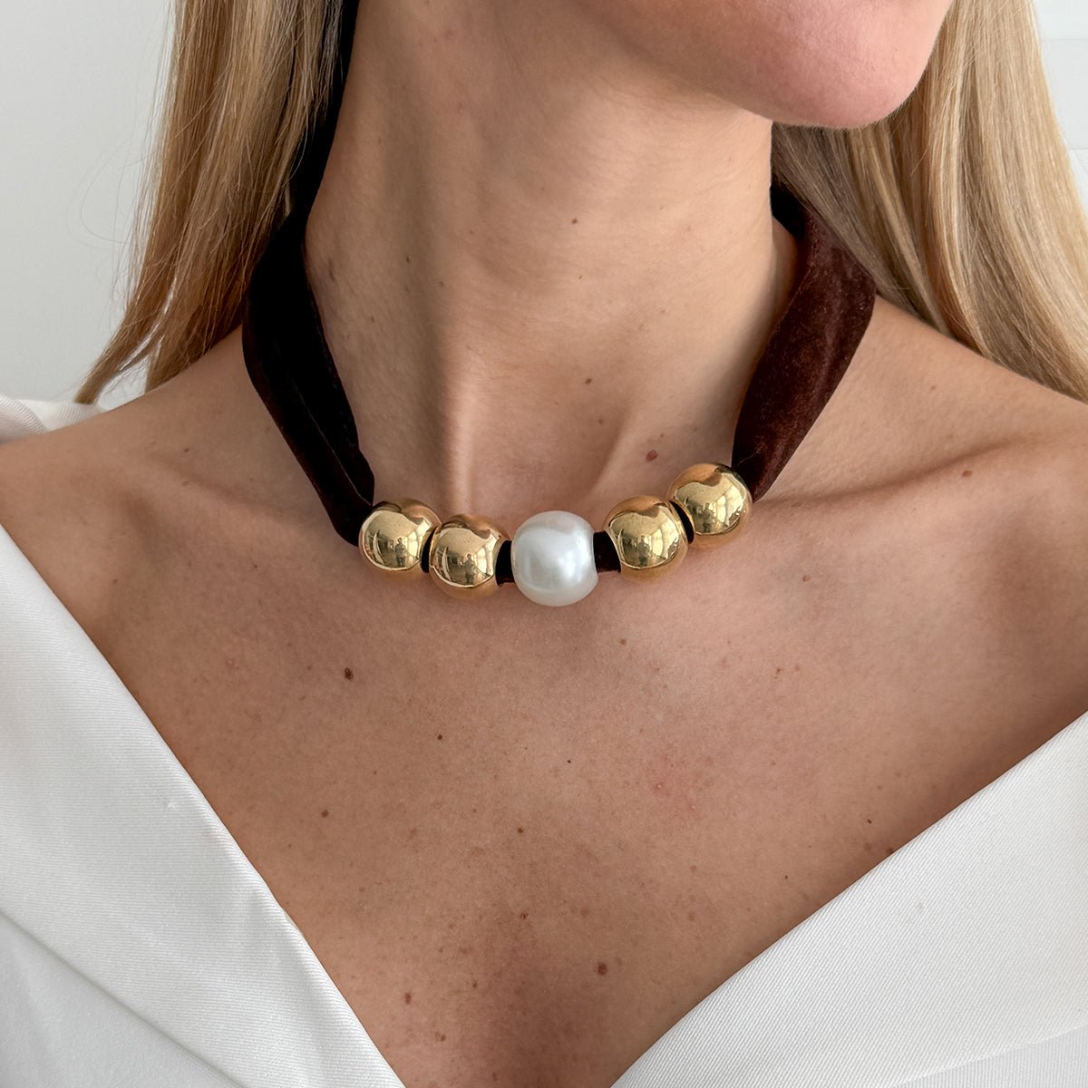 Leopard Print Velvet Choker Pearl Beaded Gold Tone Retro Y2K Necklace - ArtGalleryZen