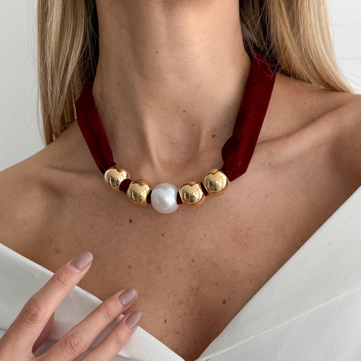 Leopard Print Velvet Choker Pearl Beaded Gold Tone Retro Y2K Necklace - ArtGalleryZen