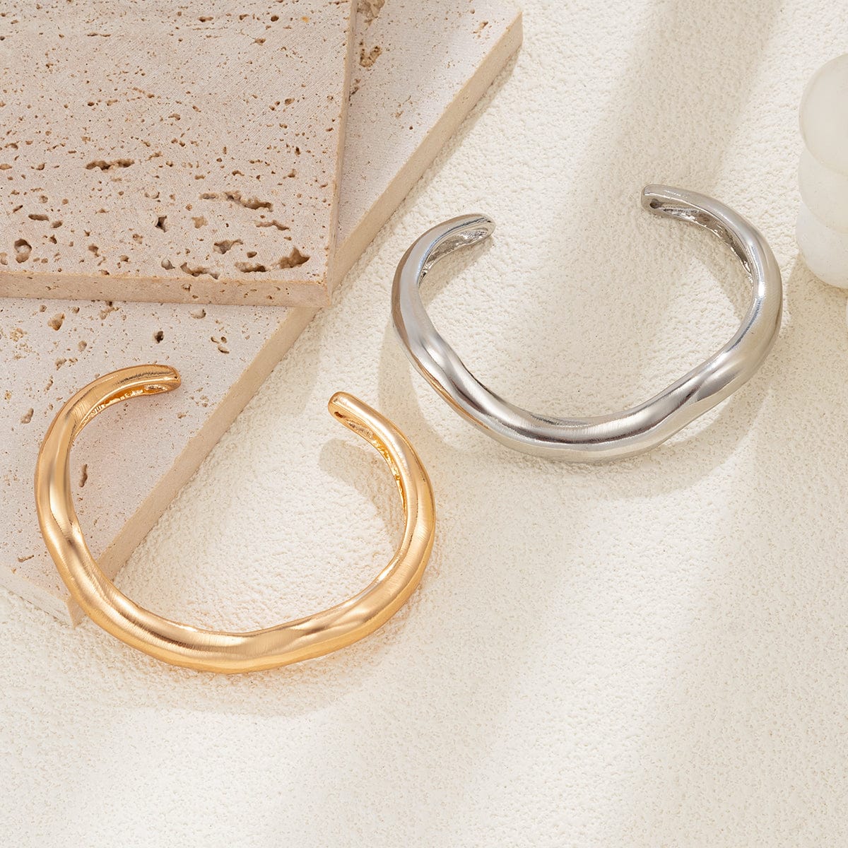 Minimalist 2Pcs Glossy Curved Open Bangle Bracelet Set