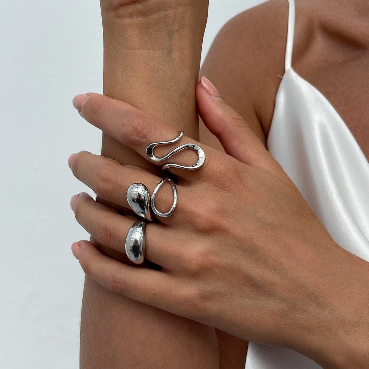 Minimalist 3pcs Gold Silver Plated Curved Hollow Ring Set - ArtGalleryZen