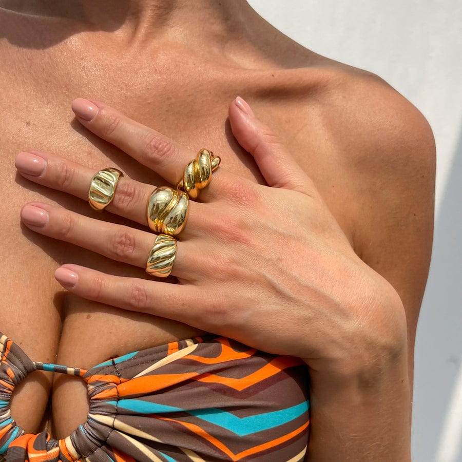 Minimalist 4pcs Glossy Twisted Stackable Ring Set - ArtGalleryZen