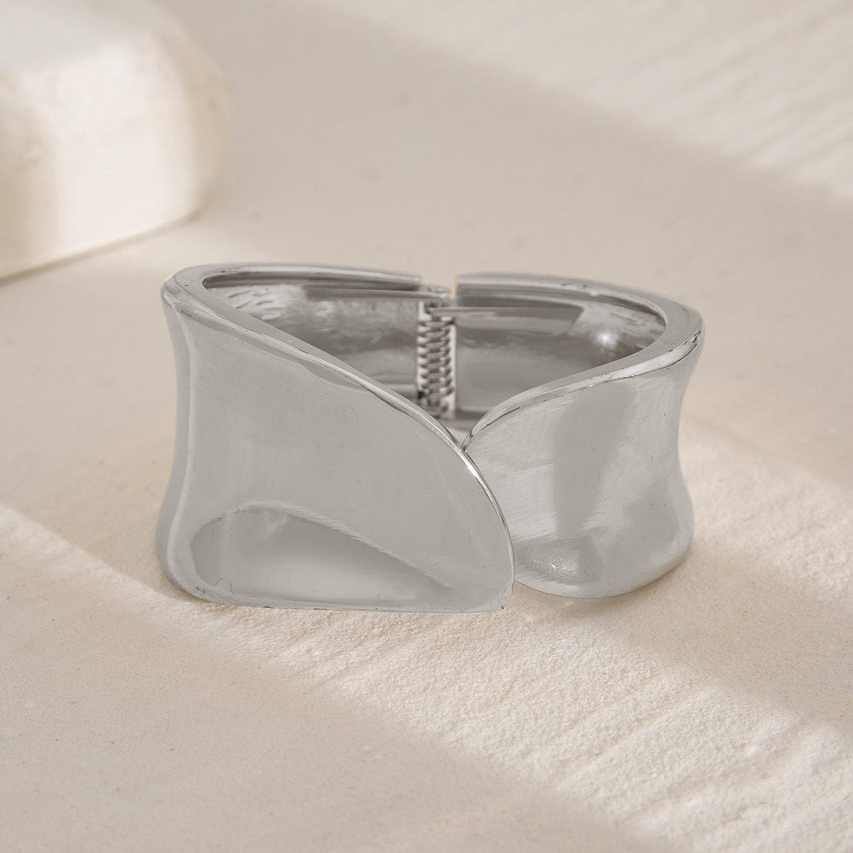 Minimalist Glossy Curved Wrist Cuff Bangle Bracelet