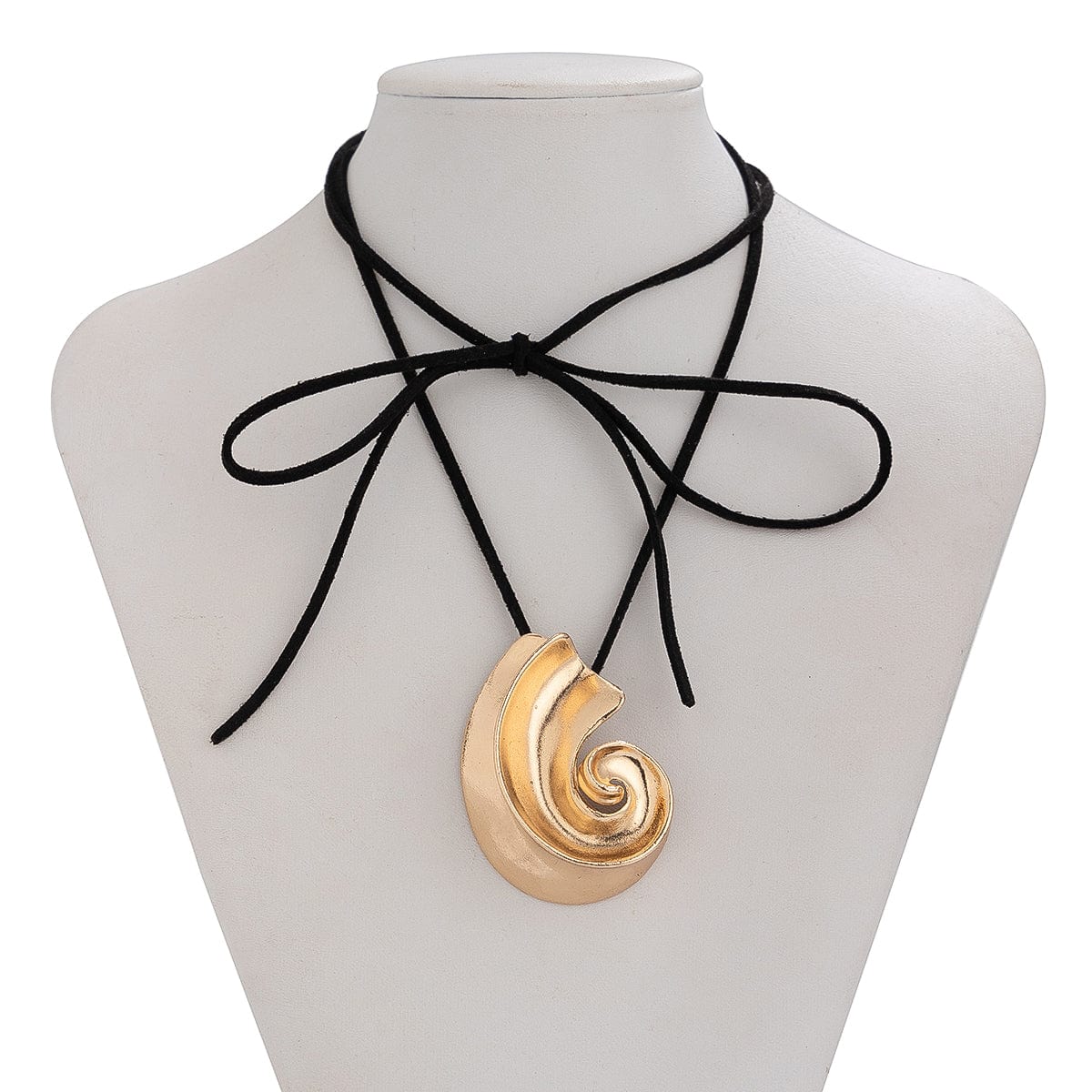 Minimalist Gold Silver Plated Conch Pendant Velvet Necklace