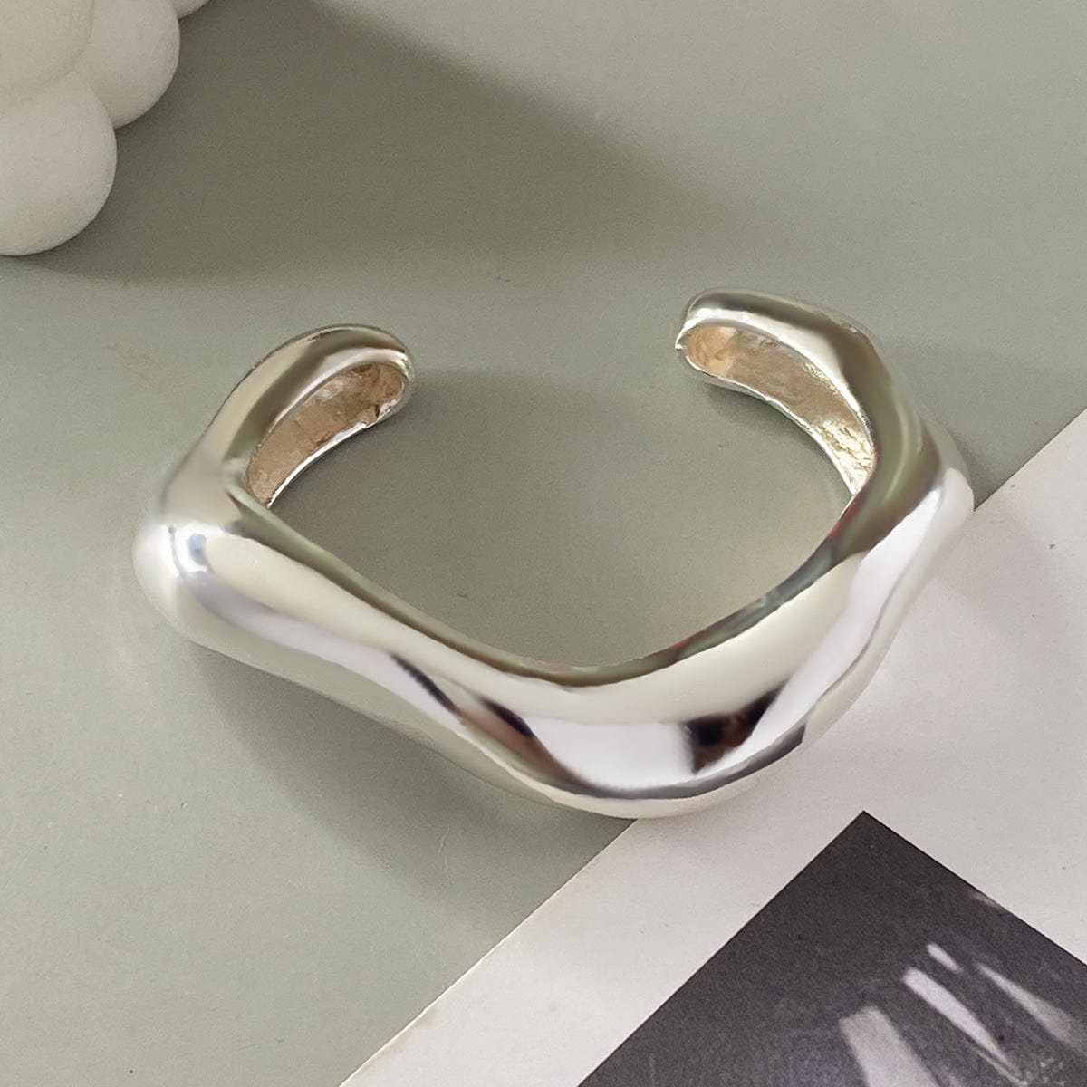 Minimalist Gold Silver Tone Curved Bangle Bracelet Set - ArtGalleryZen