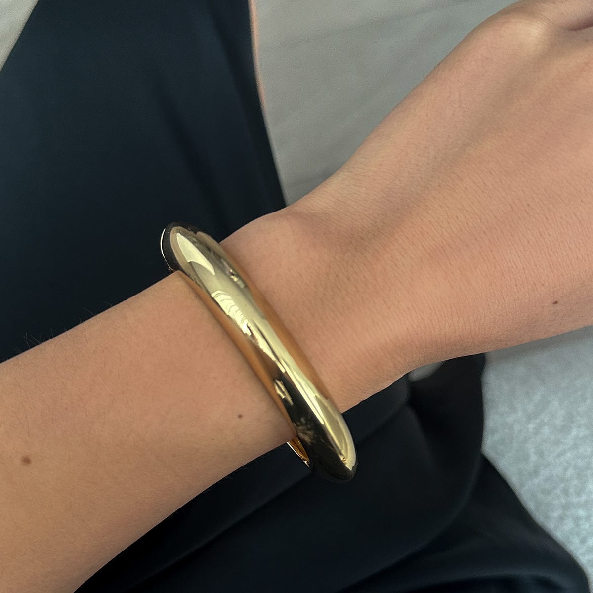 Minimalist Gold Silver Tone Glossy Wrist Cuff Bangle Bracelet