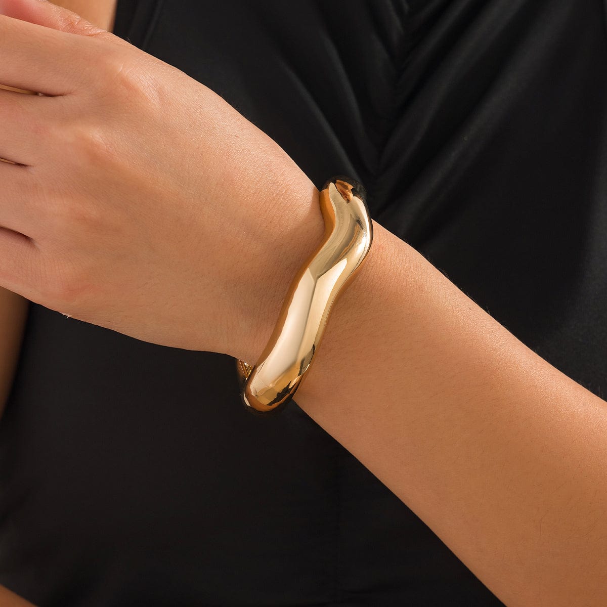 Minimalist Gold Silver Tone Wave Bangle Bracelet