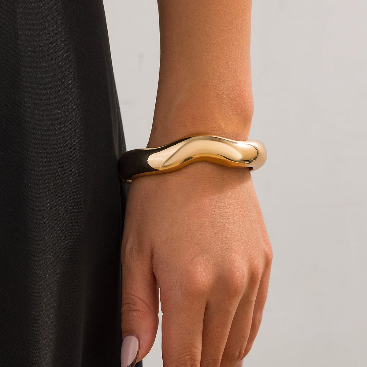 Minimalist Gold Silver Tone Wave Bangle Bracelet