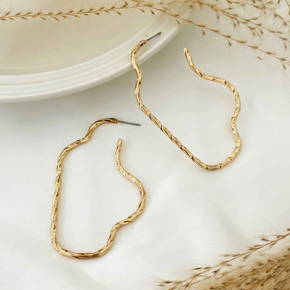 Minimalist Irregular Twisted Hoop Earrings