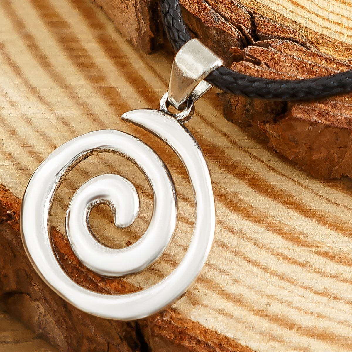 Minimalist Round Spiral Wax Cord String Necklace