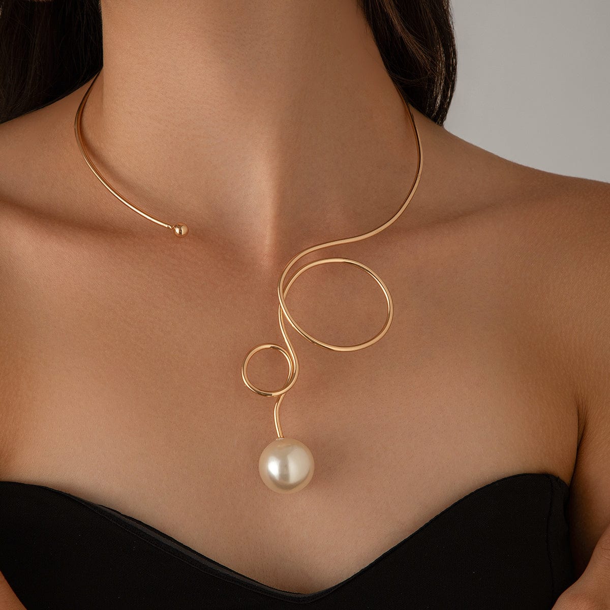 Minimalist Spiral Pearl Pendant Open Collar Necklace