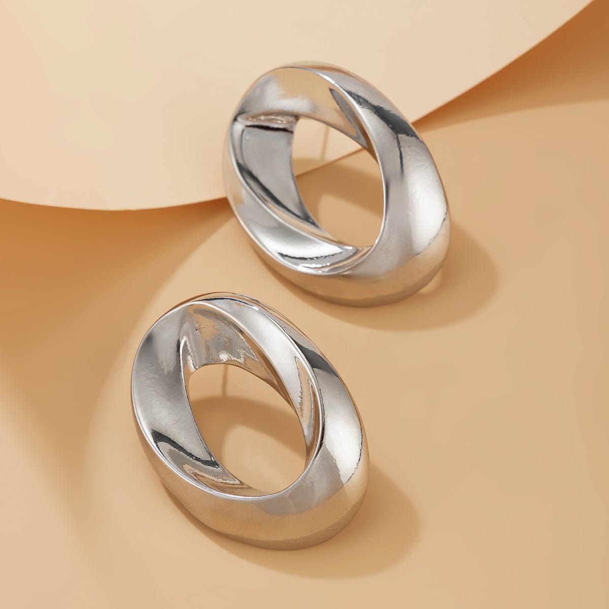 Minimalist Twisted Wide Hoop Earrings