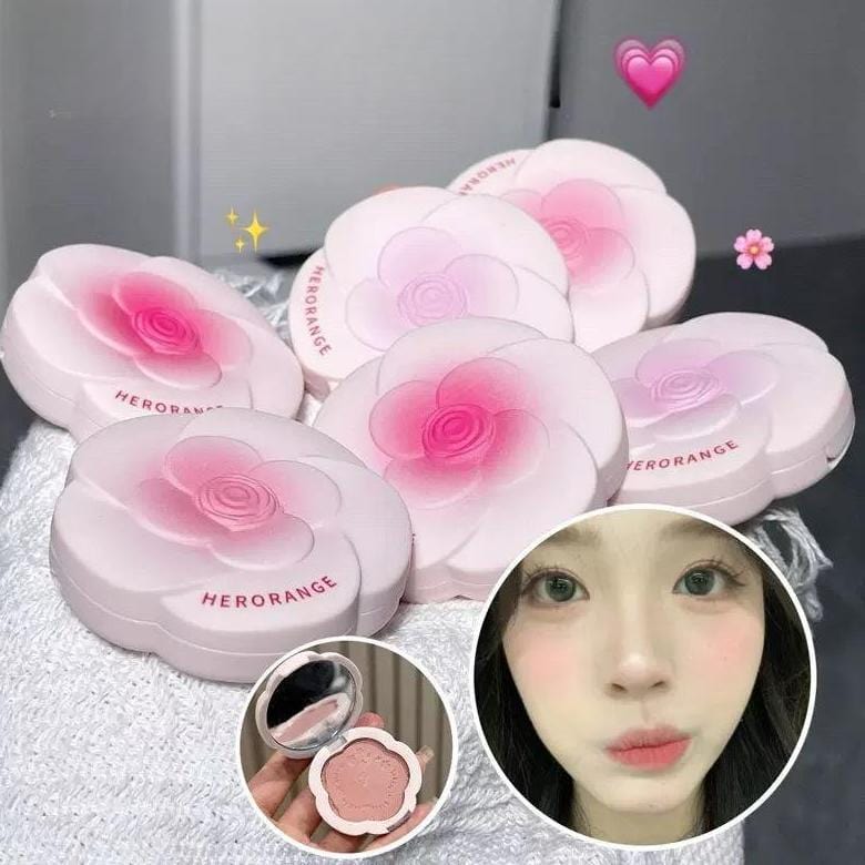 Monochrome Flower Shimmer Powder Blusher