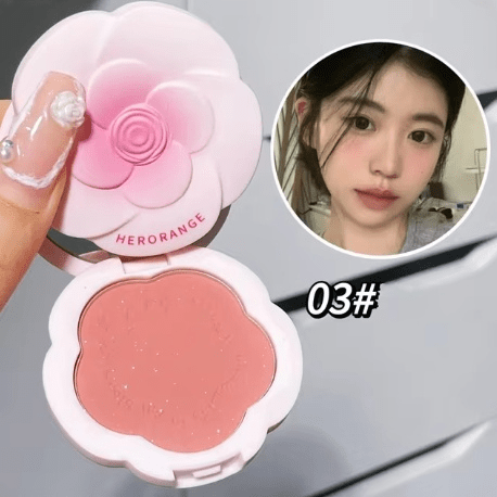 Monochrome Flower Shimmer Powder Blusher