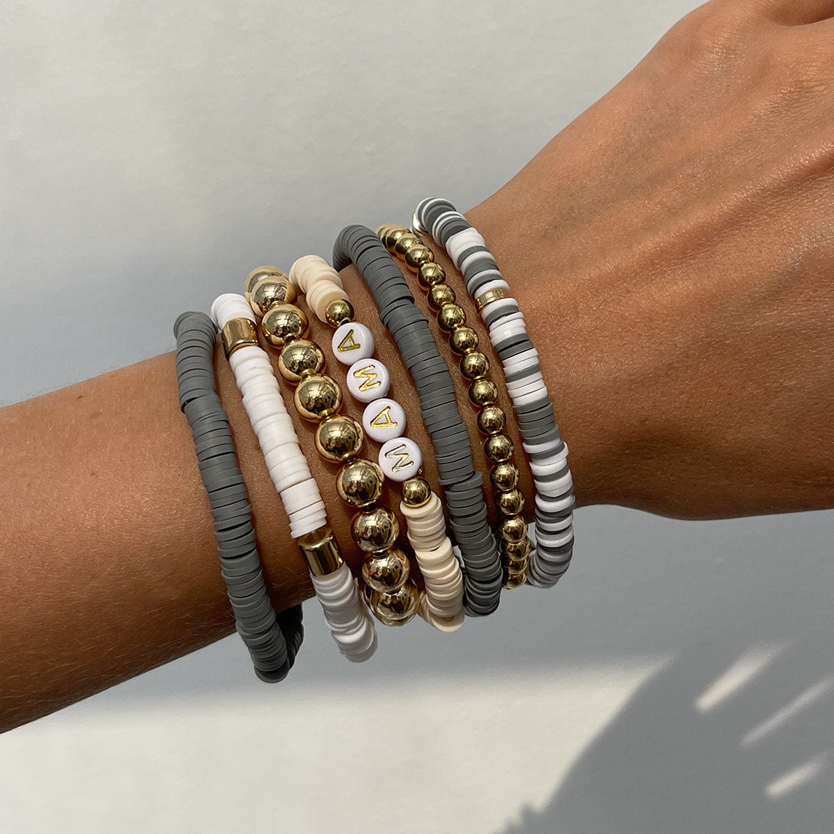 Mother's Day Theme 7pcs Heart Letter Polymer Clay Beaded Bracelet Set - ArtGalleryZen