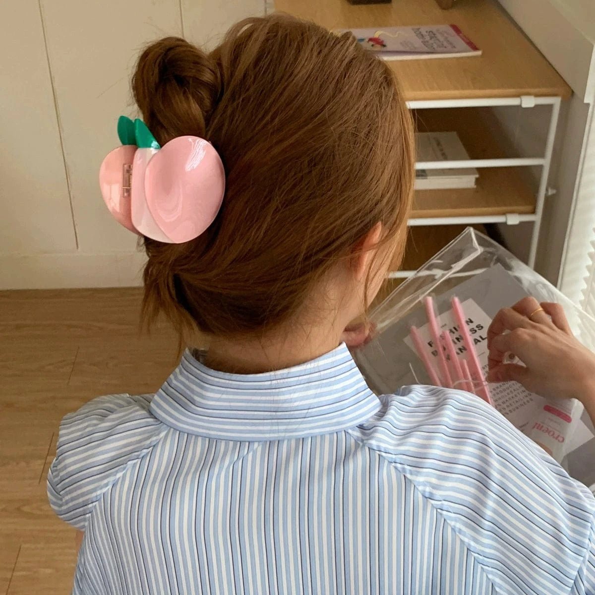 Pink Peach Hair Claw Clip - ArtGalleryZen