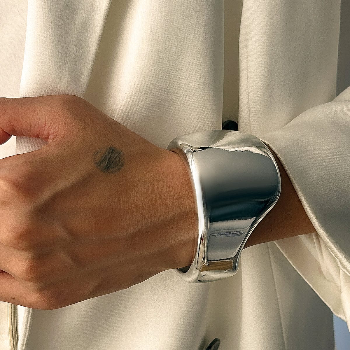 Punk Irregular Curved Glossy Wide Cuff Bangle Bracelet - ArtGalleryZen