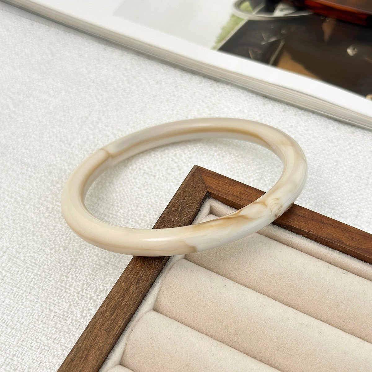 Retro Irregular Resin Bangle Bracelet Set - ArtGalleryZen