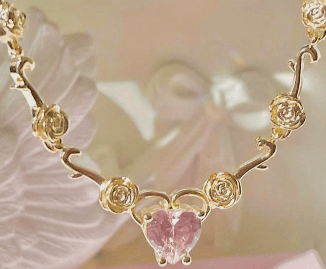 Rose Heart Pendant Necklace - ArtGalleryZen