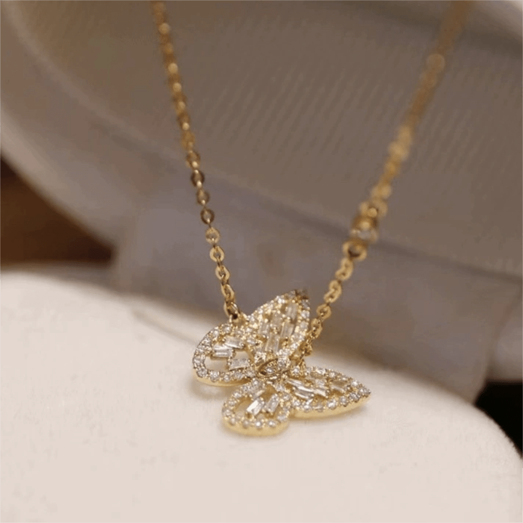 Sparkling Crystal Rhinestone Inlaid Hollow Butterfly Necklace