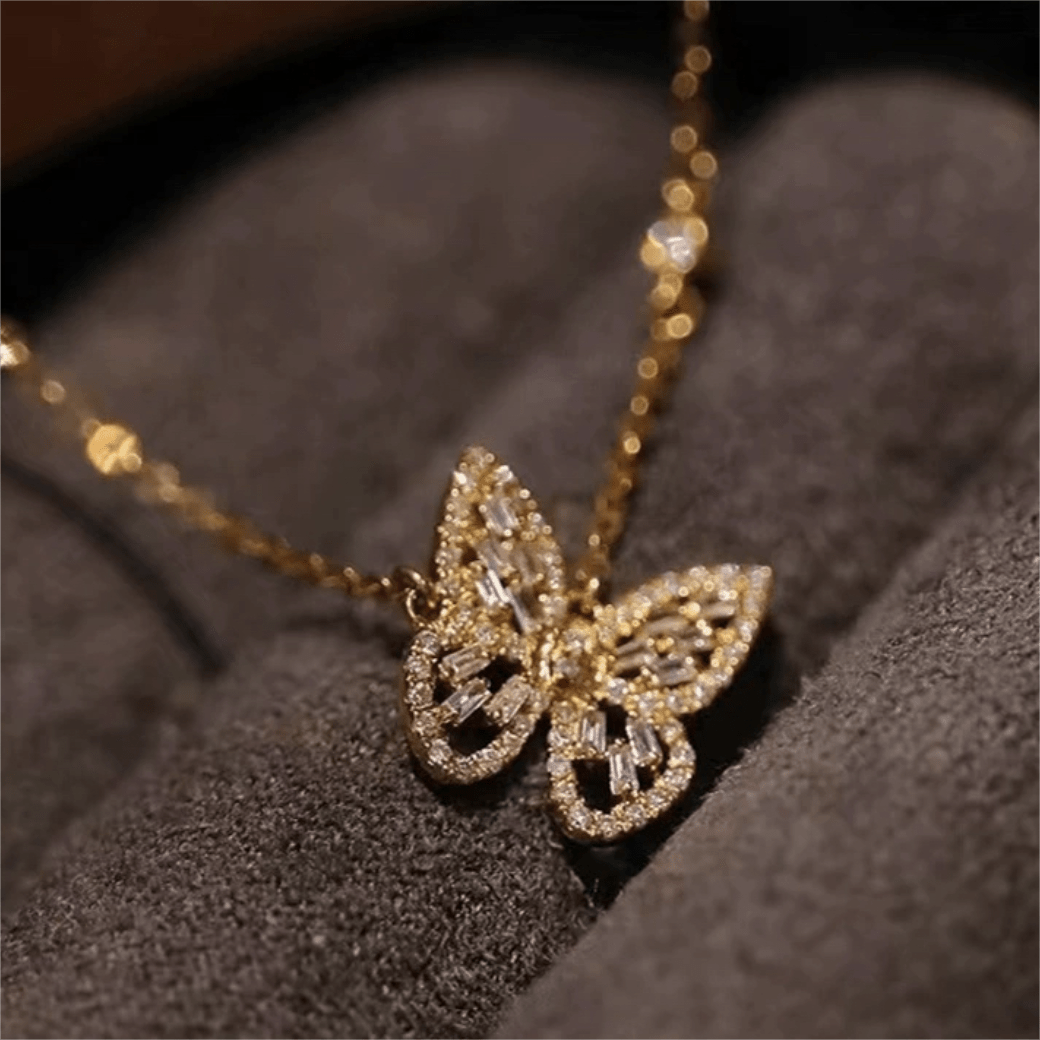 Sparkling Crystal Rhinestone Inlaid Hollow Butterfly Necklace