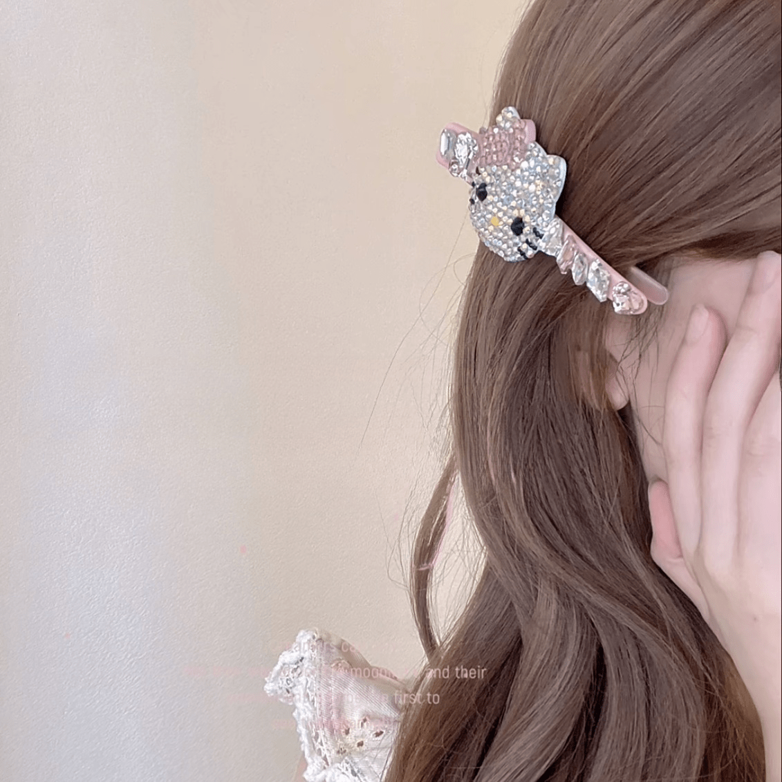 Sparkling Sanrio Hello Kitty Rhinestone Hair Clip