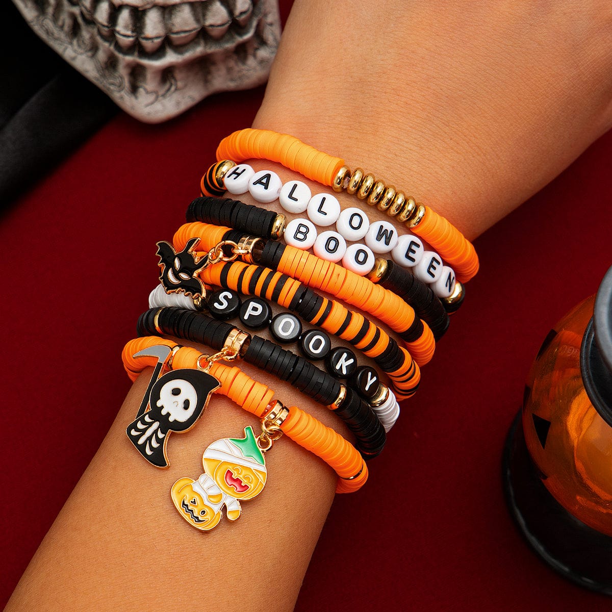 Spooky 8Pcs Halloween Bat Skeleton Pumpkin Charm Letter Beaded Bracelet Set