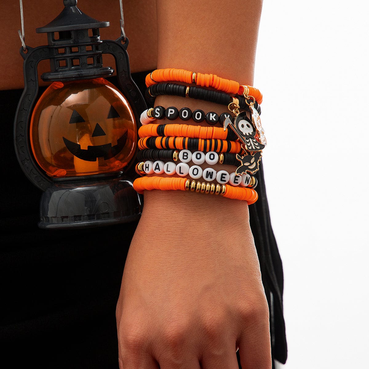 Spooky 8Pcs Halloween Bat Skeleton Pumpkin Charm Letter Beaded Bracelet Set