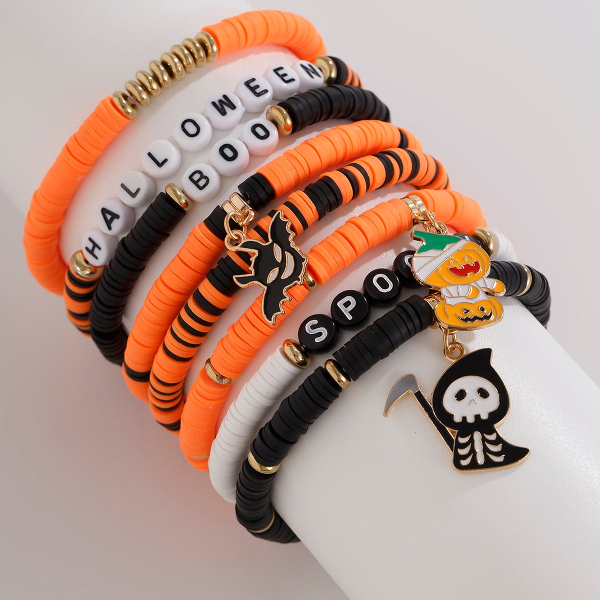 Spooky 8Pcs Halloween Bat Skeleton Pumpkin Charm Letter Beaded Bracelet Set