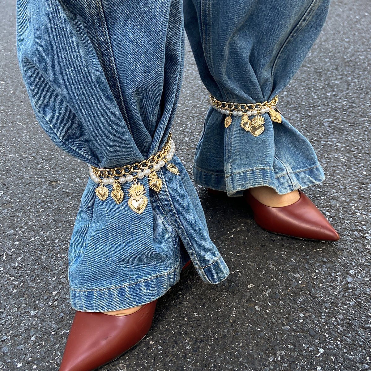 Stylish 2pcs Flame Heart Charm Pearl Chain Anklet Set - ArtGalleryZen