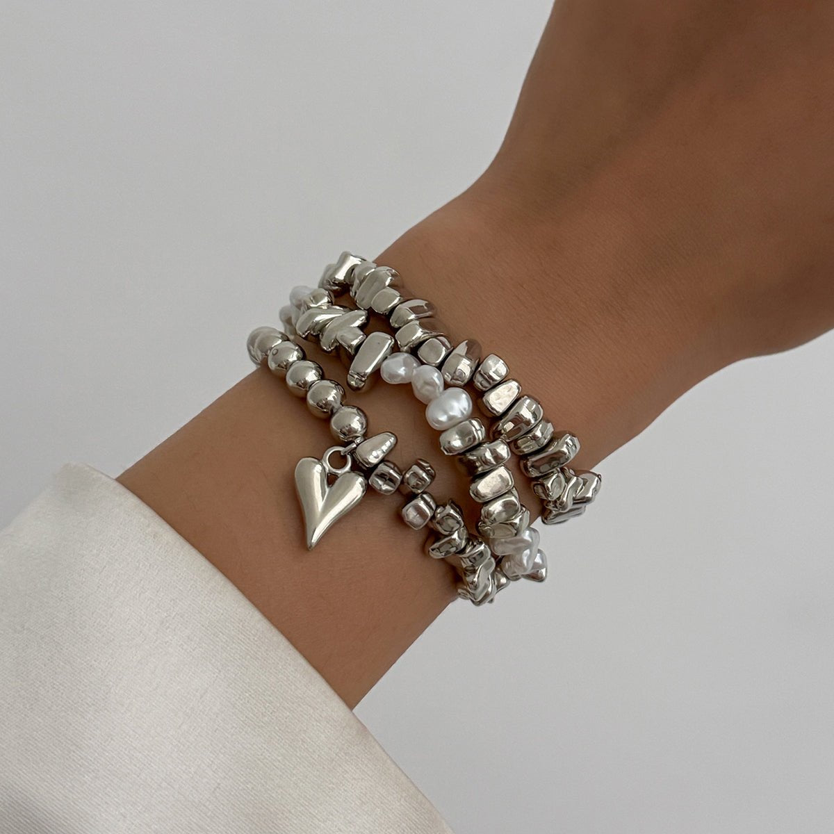 Stylish 3pcs Heart Charm Pearl Irregular Beaded Chain Bracelet Set - ArtGalleryZen