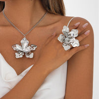 Thumbnail for Stylish Chunky Flower Pendant Necklace Ring - ArtGalleryZen