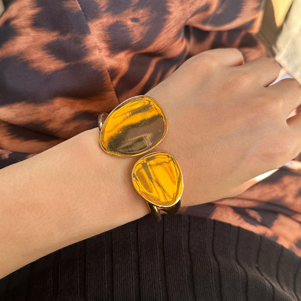 Stylish Geometric Asymmetric Pattern Bangle Bracelet