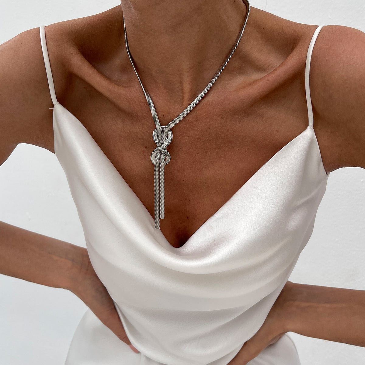 Stylish Gold Silver Tone Knotted Snake Chain Y Necklace - ArtGalleryZen