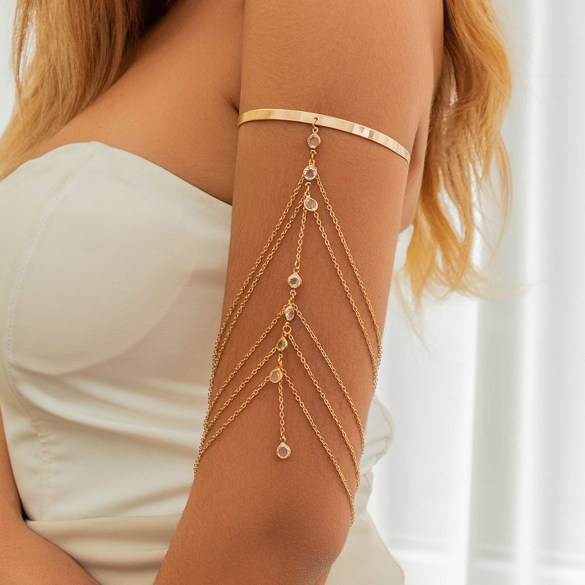 Stylish Layered Curb Chain Crystal Pendant Arm Cuff