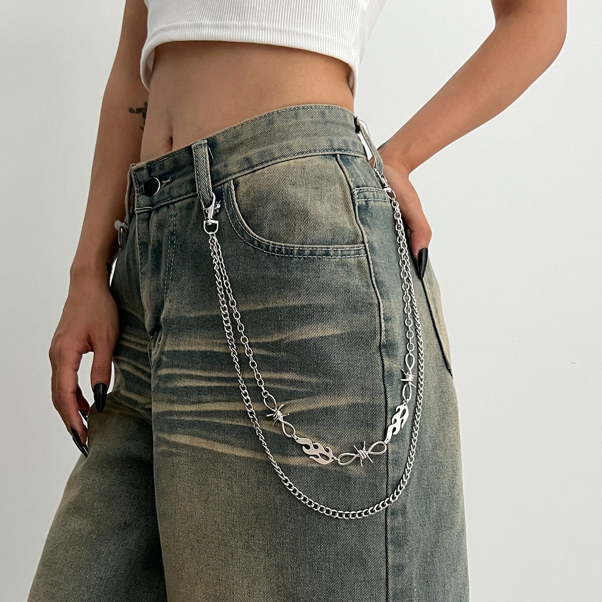 Stylish Layered Flame Charm Curb Trouser Chain - ArtGalleryZen