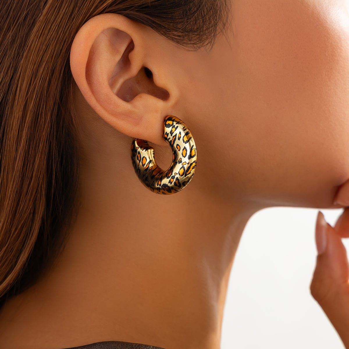 Stylish Leopard C Shaped Stud Earrings