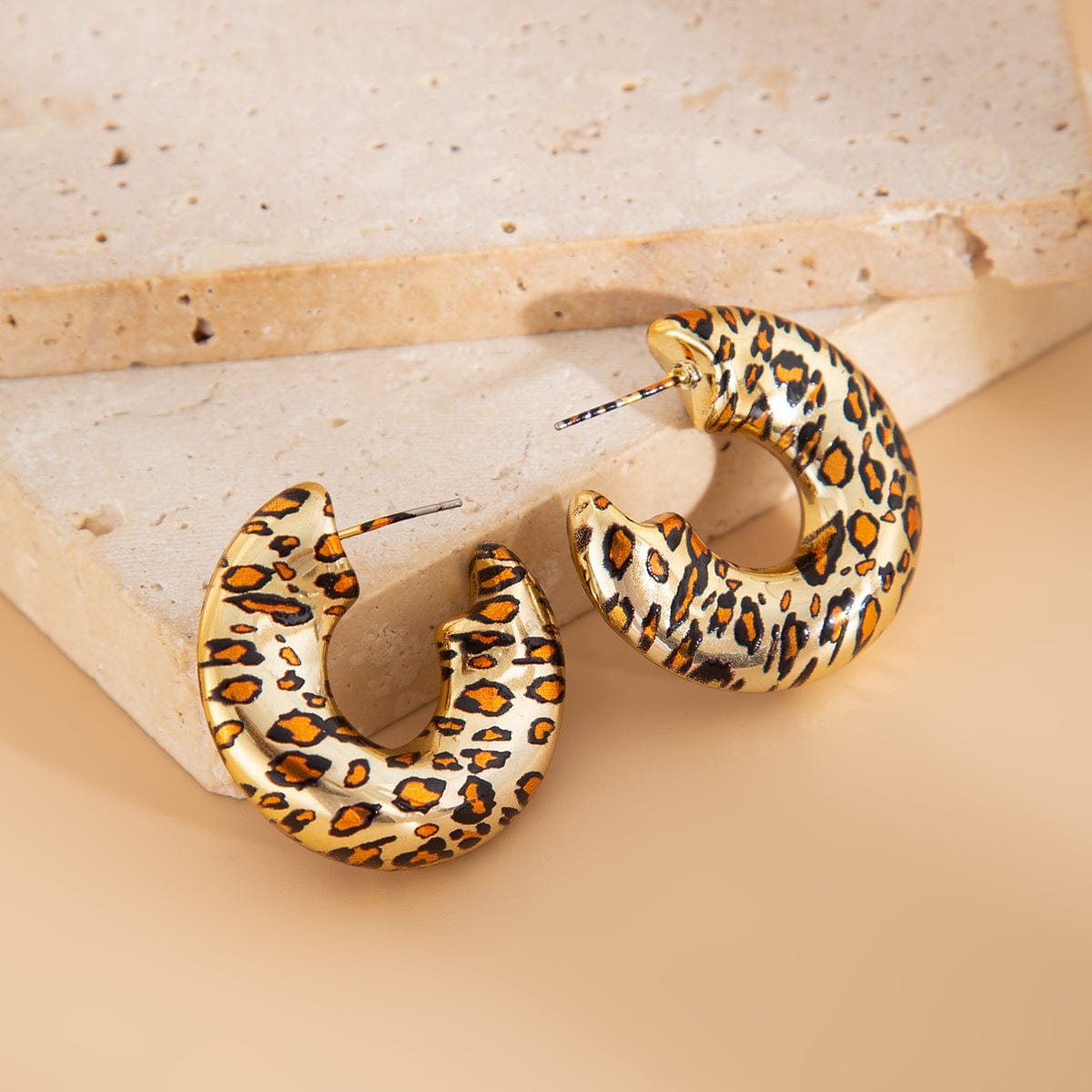 Stylish Leopard C Shaped Stud Earrings