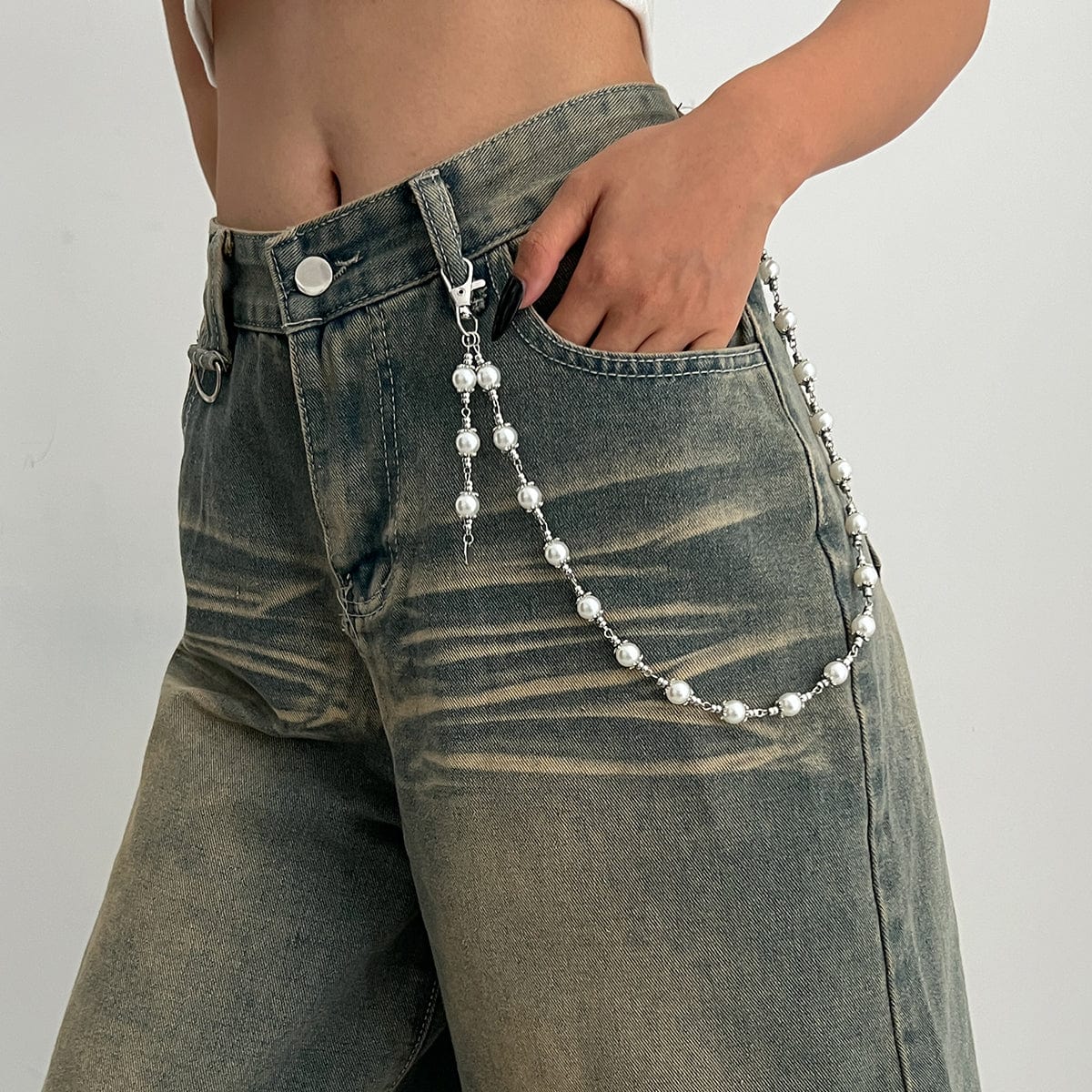 Stylish Pearl Trouser Chain - ArtGalleryZen