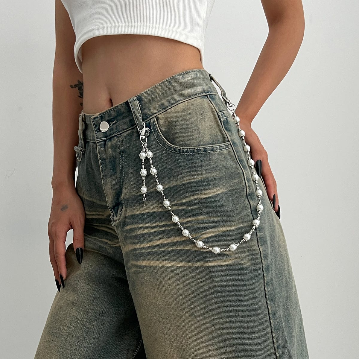 Stylish Pearl Trouser Chain - ArtGalleryZen