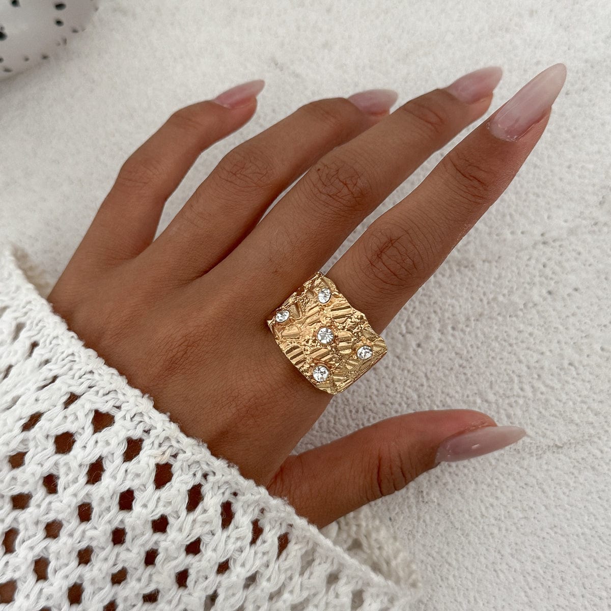 Stylish Rhinestone Inlaid Chunky Textured Square Ring - ArtGalleryZen