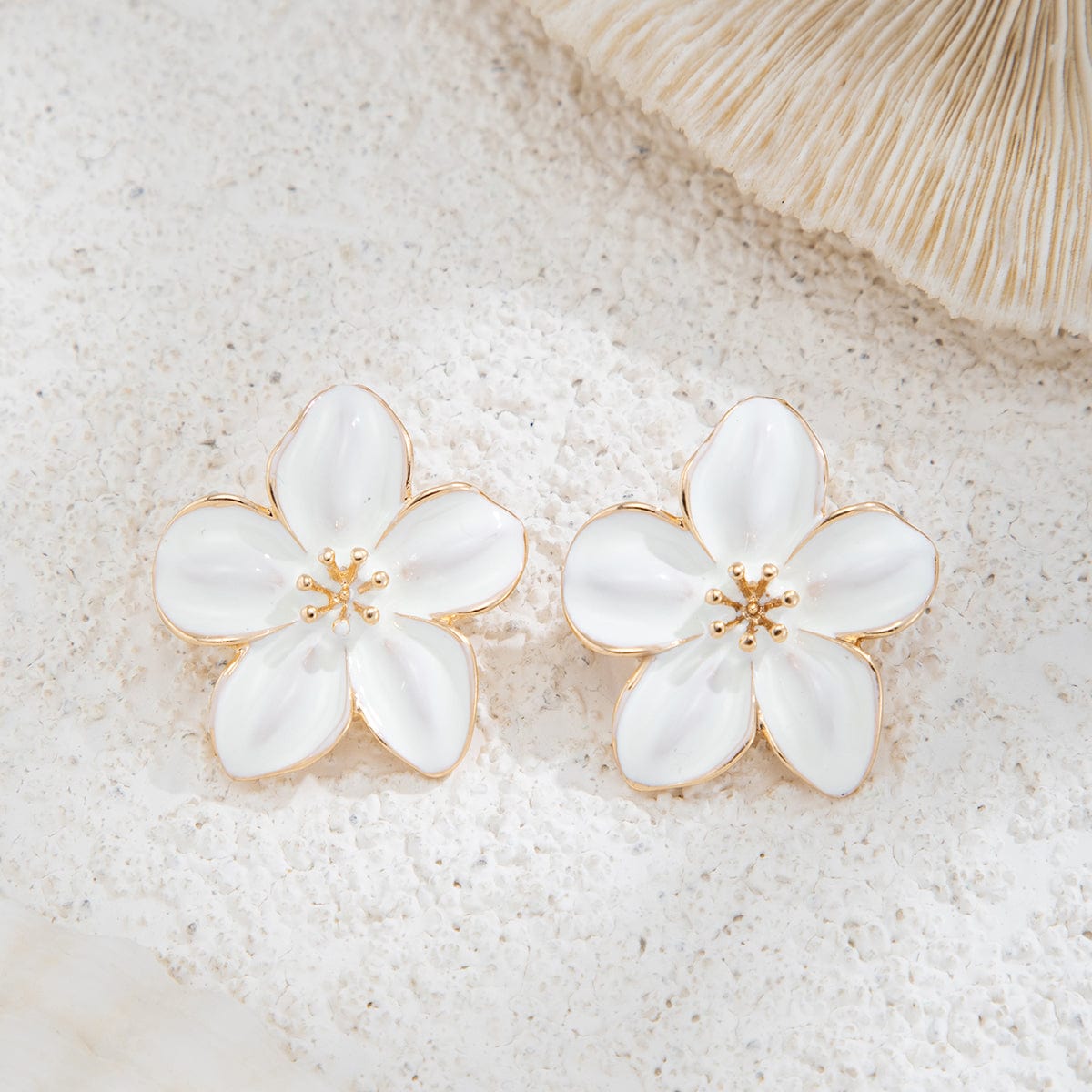 Sweet Enamel Flower Earrings - ArtGalleryZen