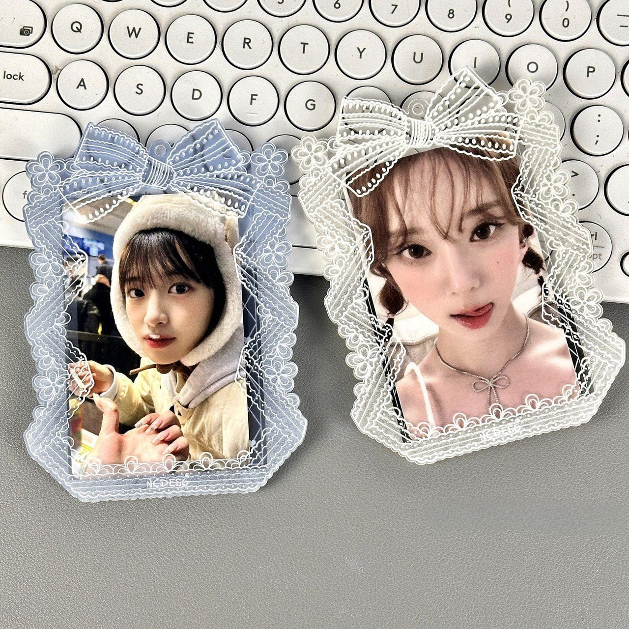 Sweet Lace Bowknot Kpop Acrylic Photocard Holder - ArtGalleryZen