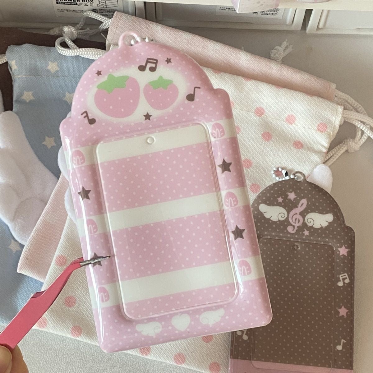 Sweet Note Angel Wing Strawberry Kpop Keychain Photocard Holder - ArtGalleryZen