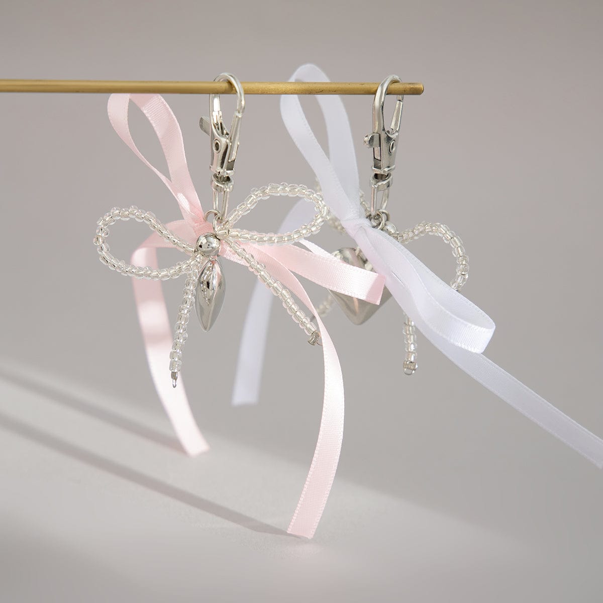 Sweet Ribbon Bowknot Heart Charm Seed Beaded Keychain Set - ArtGalleryZen