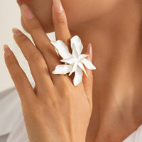 Thumbnail for Temperament Enamel Flower Pearl Ring